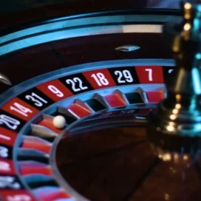 Russian Roulette Game Explained: Meaning, Rules, and Why People Search for It